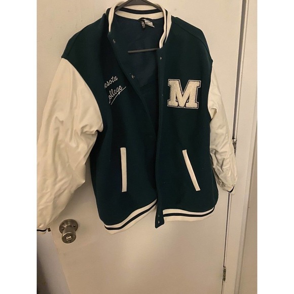 Divided H+M Minnesota College Womens size small Varsity Jacket Green Whi… - Picture 7 of 8